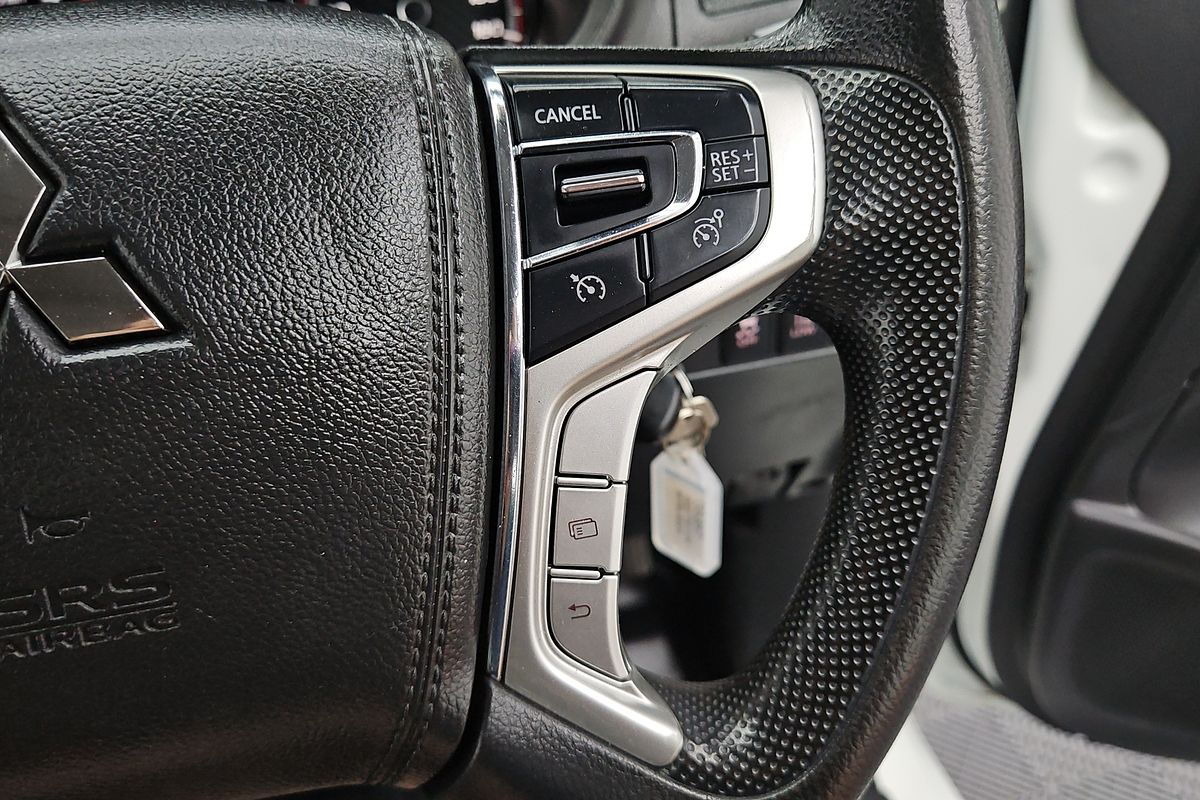 2022 Mitsubishi Triton GLX MR 4X4