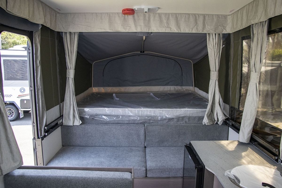 2024 Jayco LARK CAMPER OB.CP-MY24