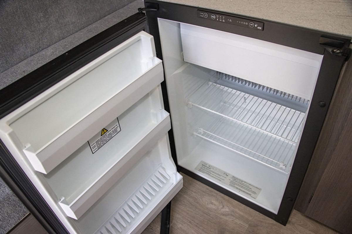 2024 Jayco LARK CAMPER OB.CP-MY24