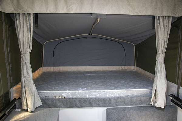 2024 Jayco LARK CAMPER OB.CP-MY24