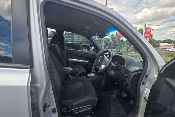 2012 Nissan X-TRAIL ST T31