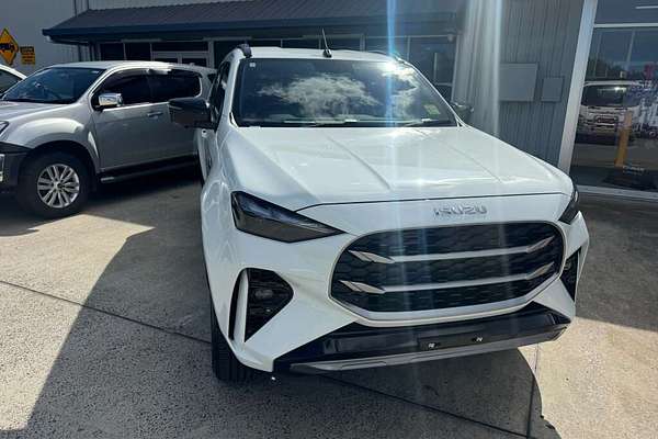 2025 Isuzu MU-X LS-T