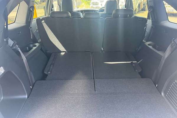 2025 Isuzu MU-X LS-T