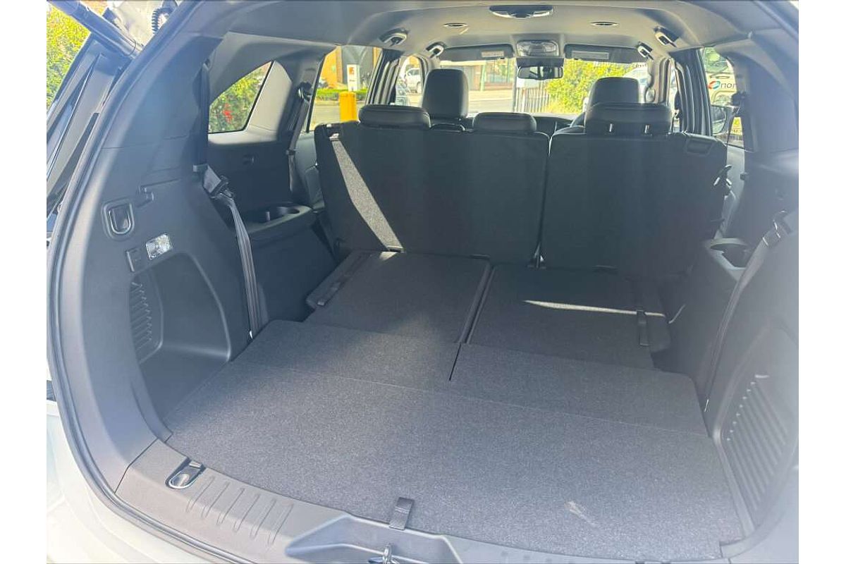 2025 Isuzu MU-X LS-T