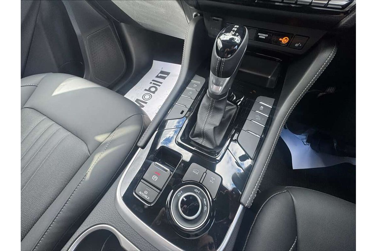 2025 Isuzu MU-X LS-T