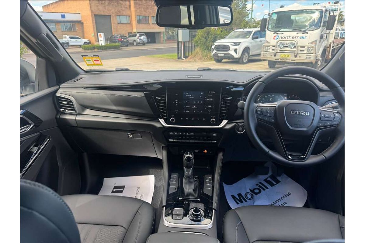 2025 Isuzu MU-X LS-T