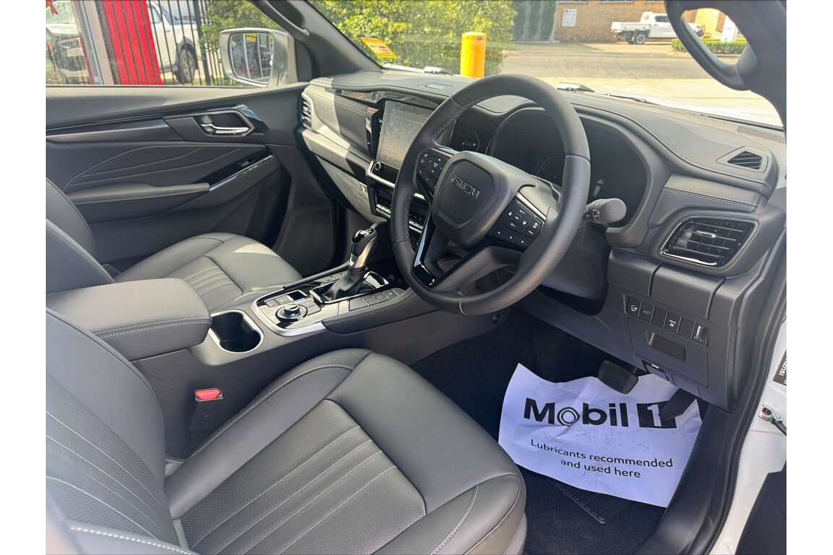 2025 Isuzu MU-X LS-T