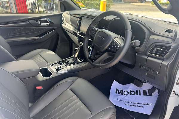 2025 Isuzu MU-X LS-T