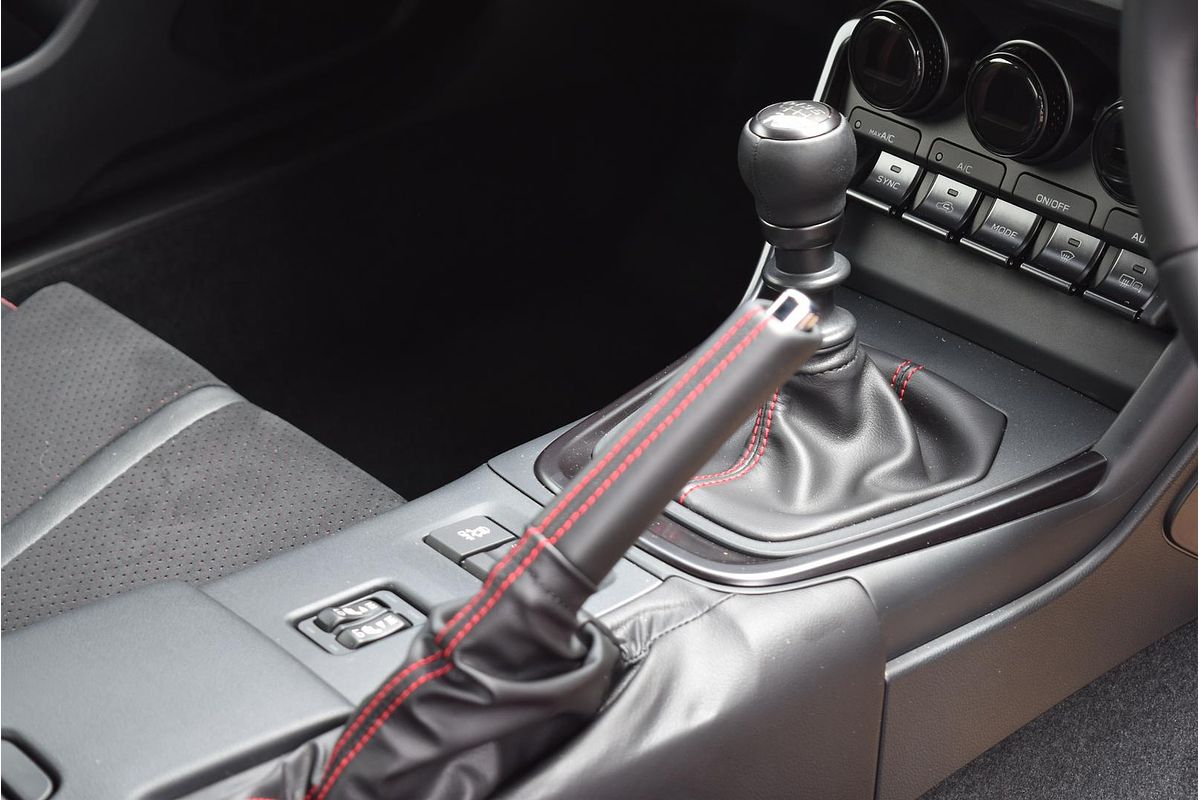 2025 Subaru BRZ tS ZD8