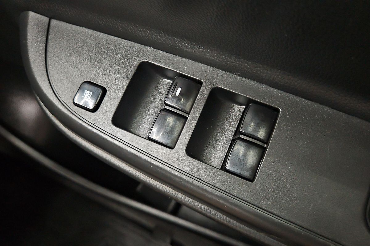 2022 Mitsubishi Triton GLX ADAS MR Rear Wheel Drive