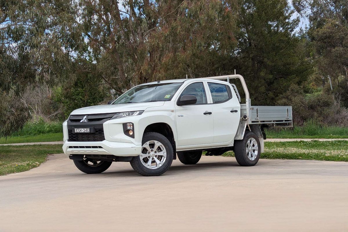 2021 Mitsubishi Triton GLX MR 4X4