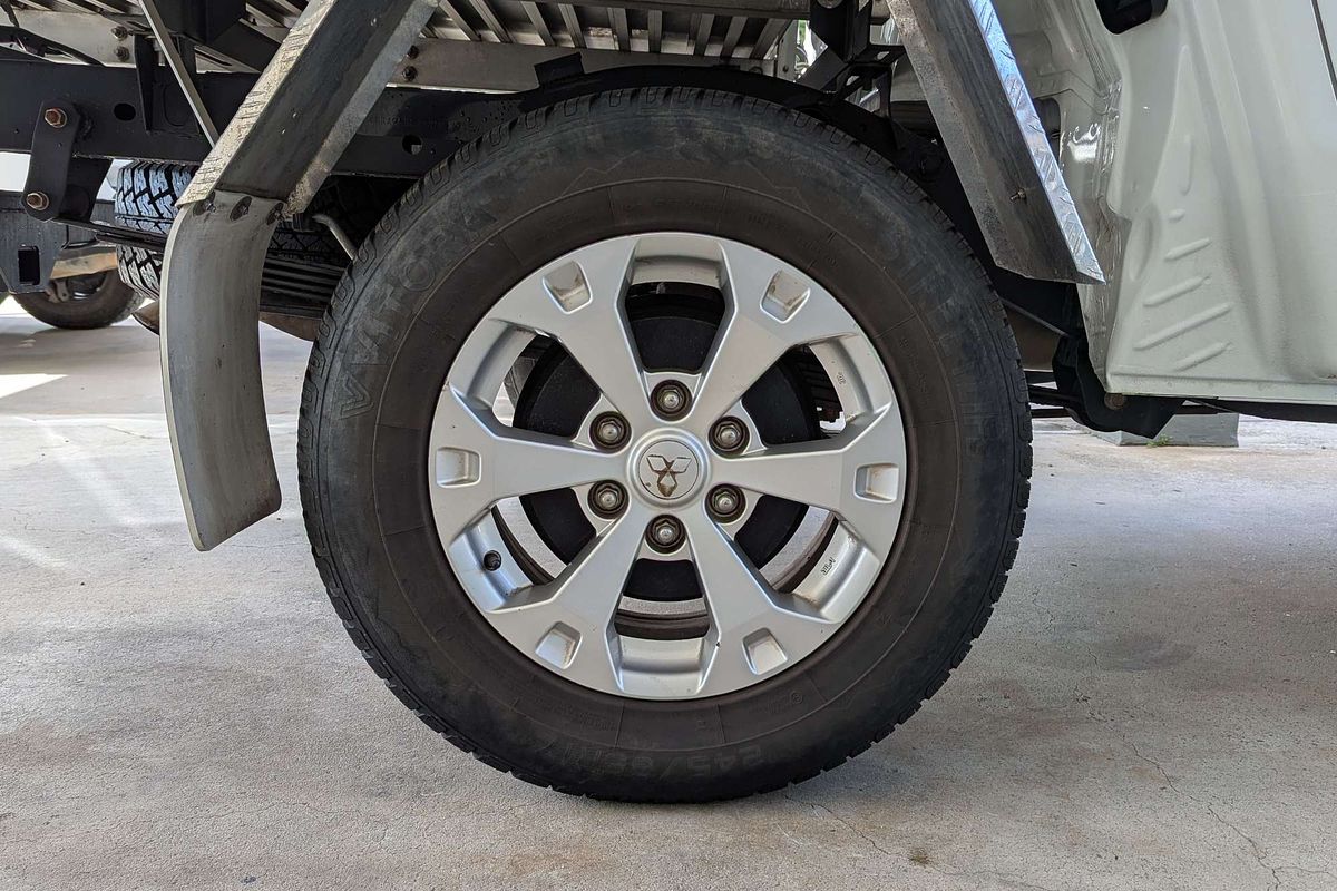 2021 Mitsubishi Triton GLX MR 4X4