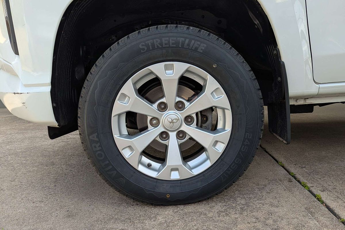 2021 Mitsubishi Triton GLX MR 4X4