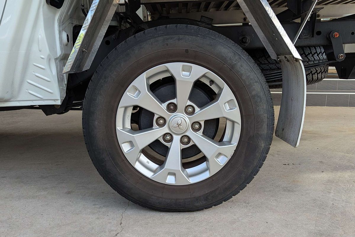 2021 Mitsubishi Triton GLX MR 4X4