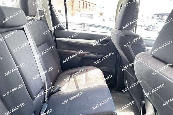 2017 Toyota Hilux SR5 GUN126R 4X4