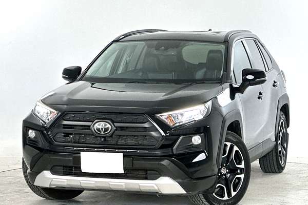 2019 Toyota RAV4 Edge AXAA54R