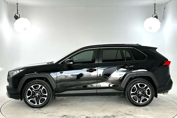 2019 Toyota RAV4 Edge AXAA54R