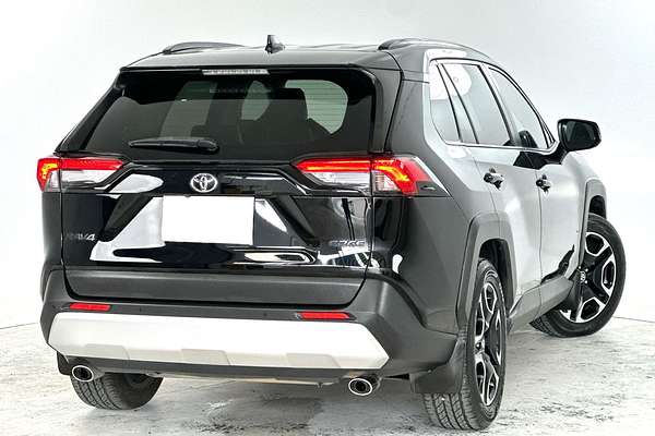 2019 Toyota RAV4 Edge AXAA54R