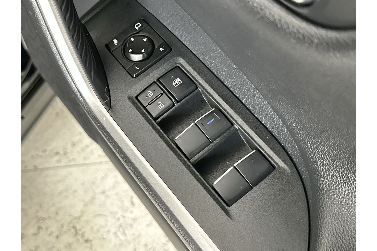 2019 Toyota RAV4 Edge AXAA54R