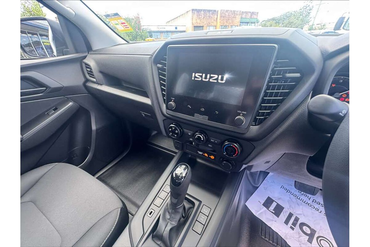 2025 Isuzu D-MAX SX