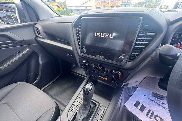 2025 Isuzu D-MAX SX