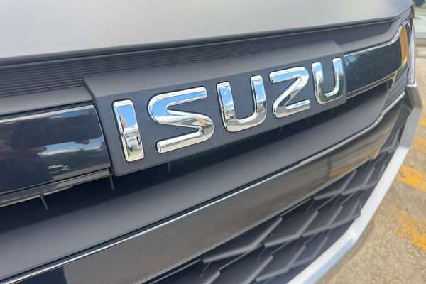 2025 Isuzu D-MAX SX
