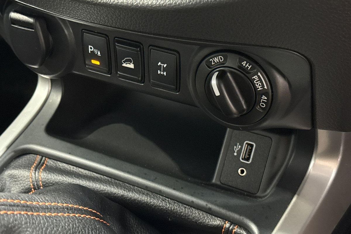 2019 Nissan Navara ST-X D23 Series 3 4X4