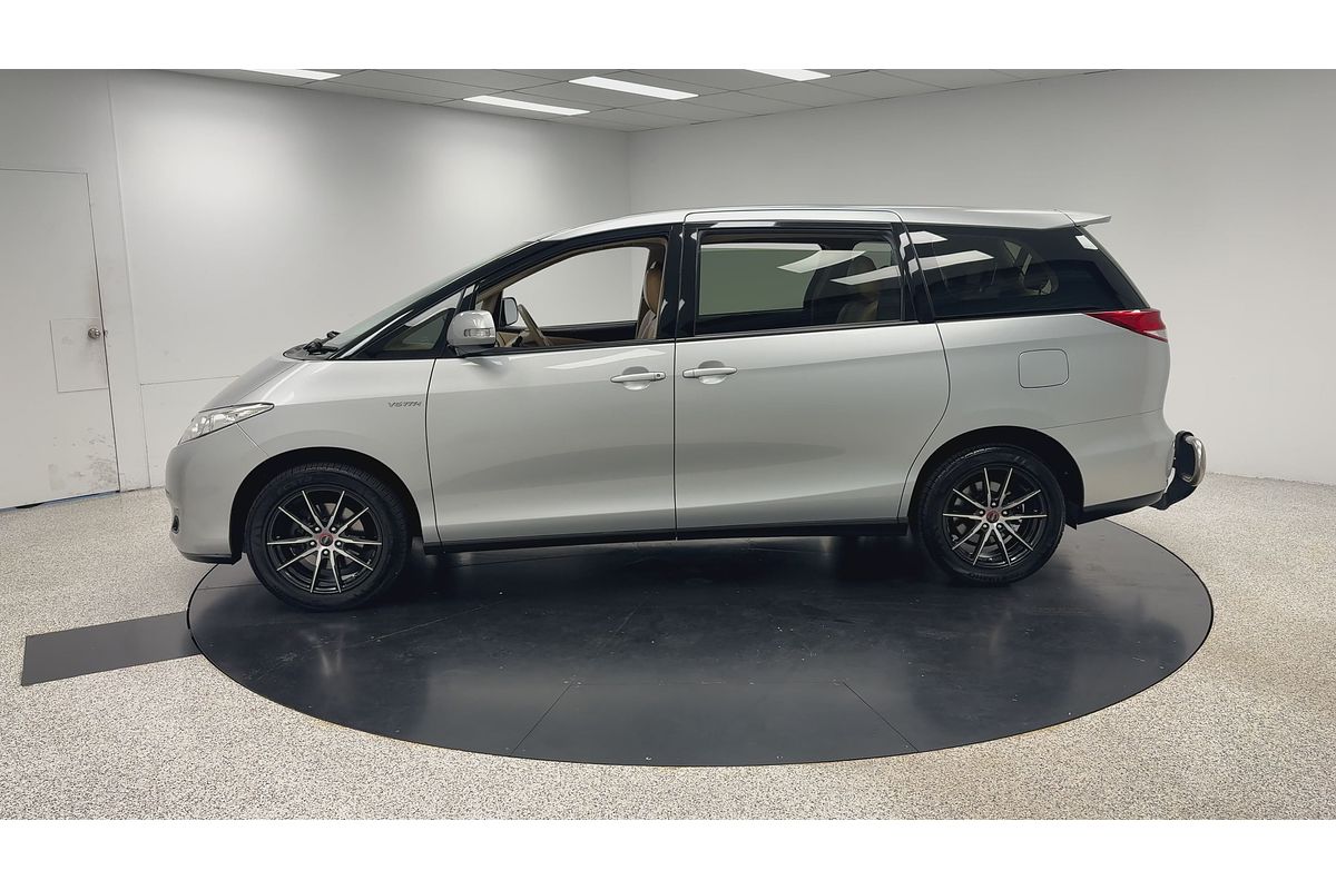 2014 Toyota Tarago GLi GSR50R