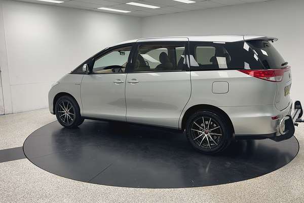 2014 Toyota Tarago GLi GSR50R