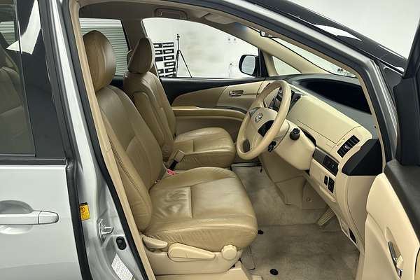 2014 Toyota Tarago GLi GSR50R