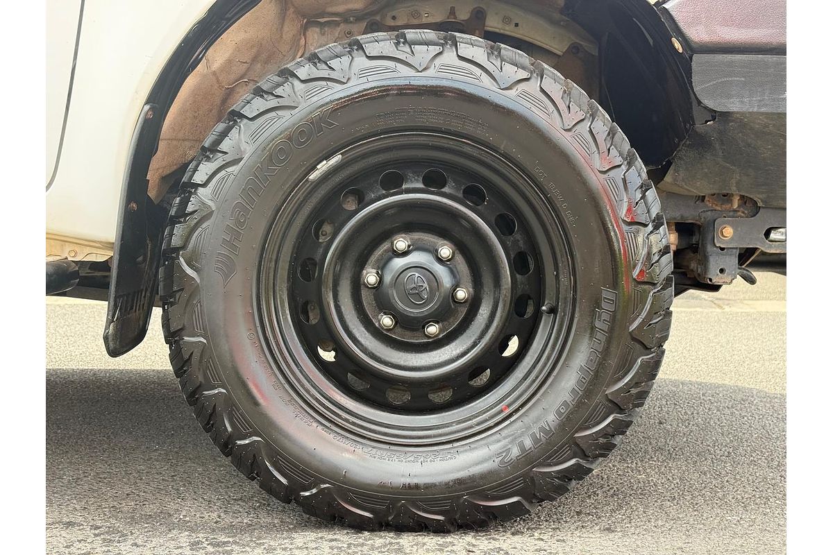 2016 Toyota Hilux SR GUN126R 4X4