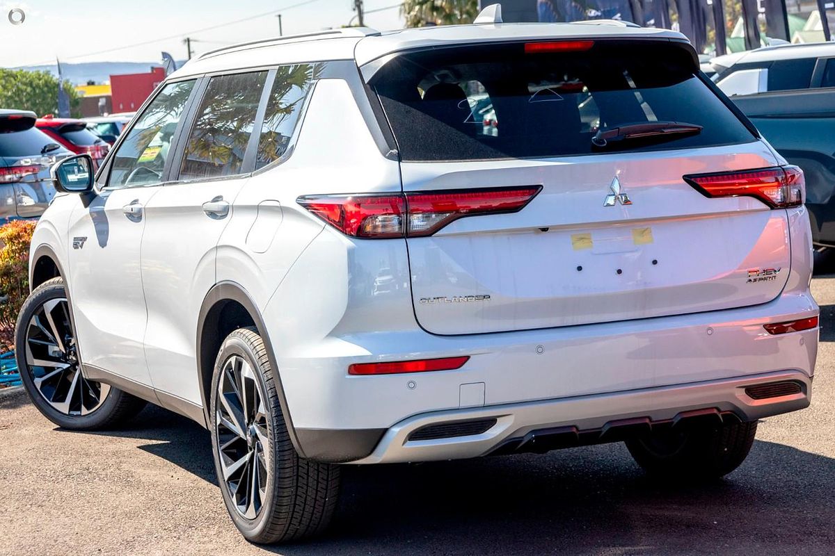 2024 Mitsubishi Outlander PHEV Aspire ZM