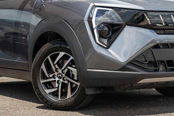 2025 Mahindra XUV3XO AX5L