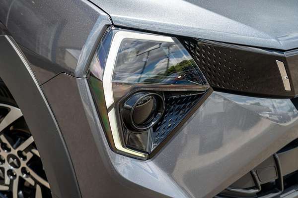 2025 Mahindra XUV3XO AX5L