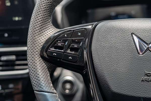 2025 Mahindra XUV3XO AX5L