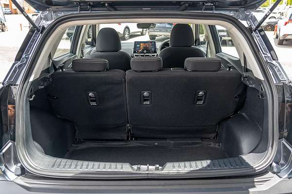 2025 Mahindra XUV3XO AX5L