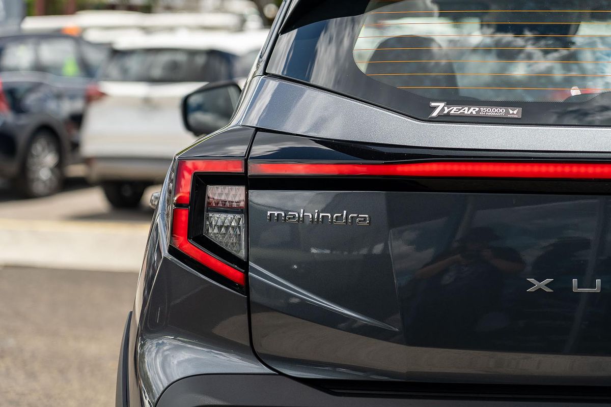 2025 Mahindra XUV3XO AX5L