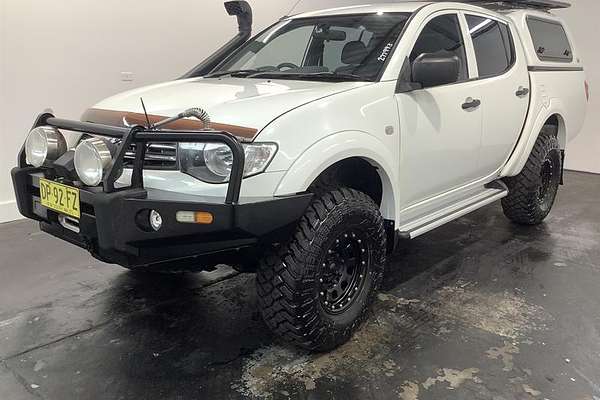 2015 Mitsubishi Triton GLX MN 4X4