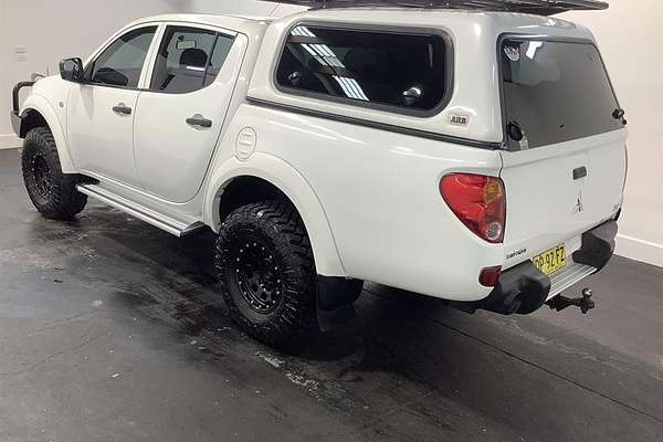 2015 Mitsubishi Triton GLX MN 4X4
