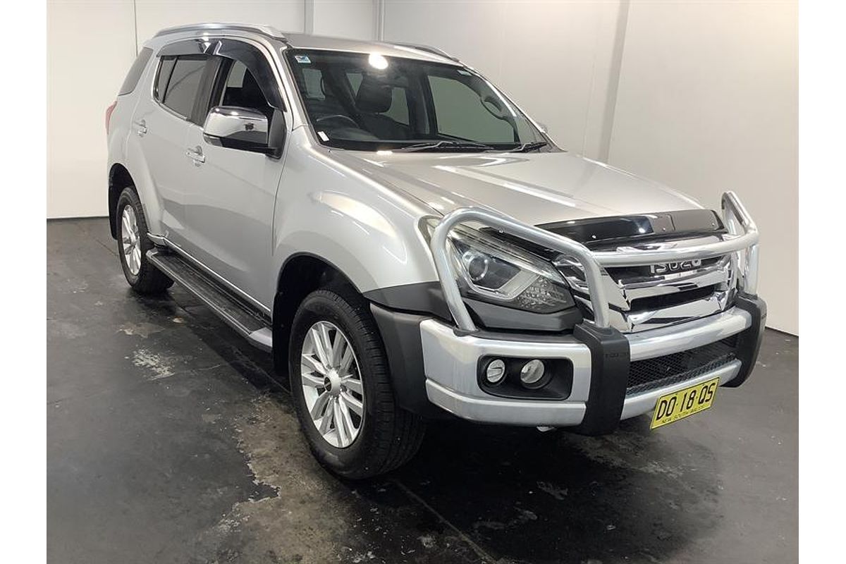 2018 Isuzu MU-X LS-T