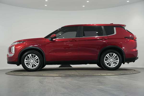 2022 Mitsubishi Outlander ES ZM