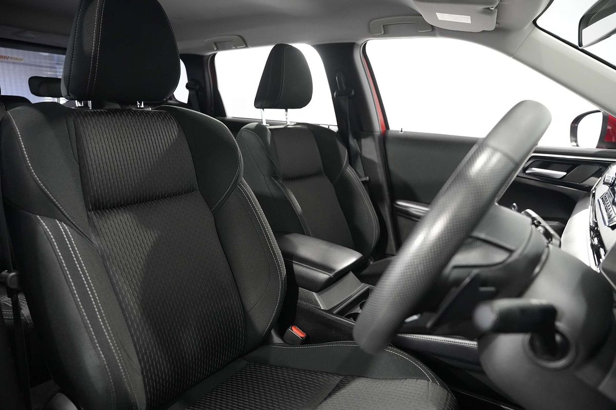 2022 Mitsubishi Outlander ES ZM