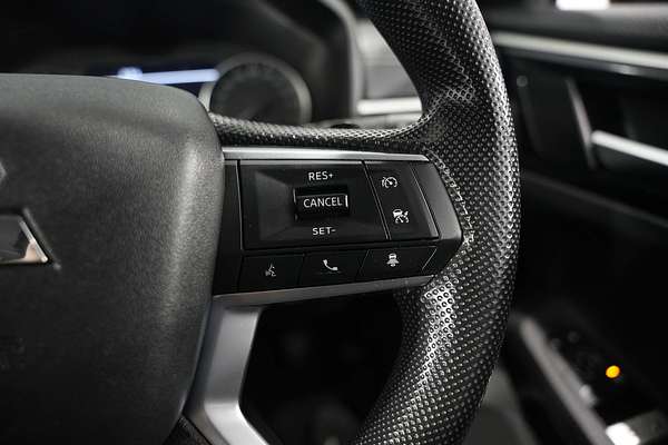 2022 Mitsubishi Outlander ES ZM