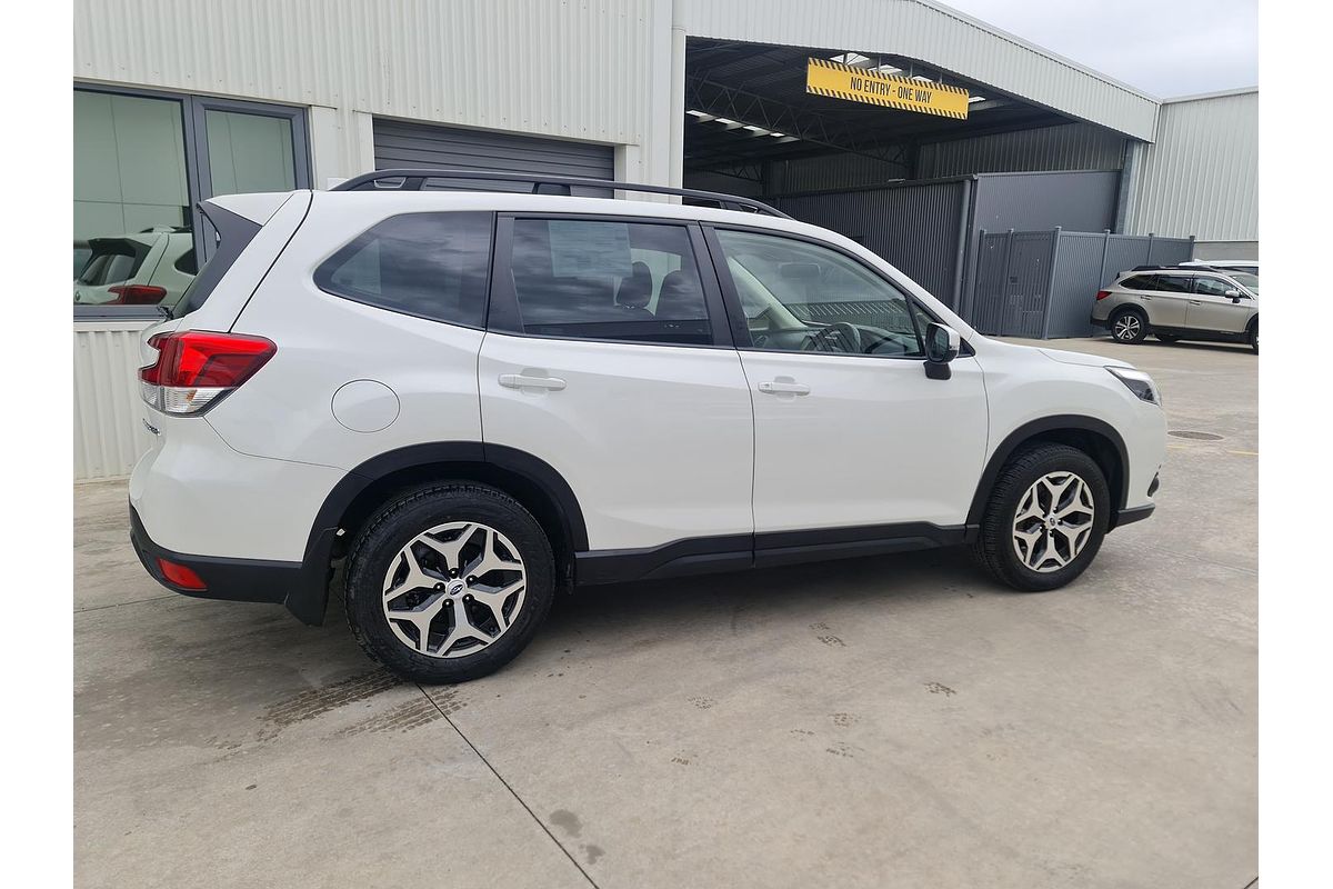2023 Subaru Forester 2.5i S5