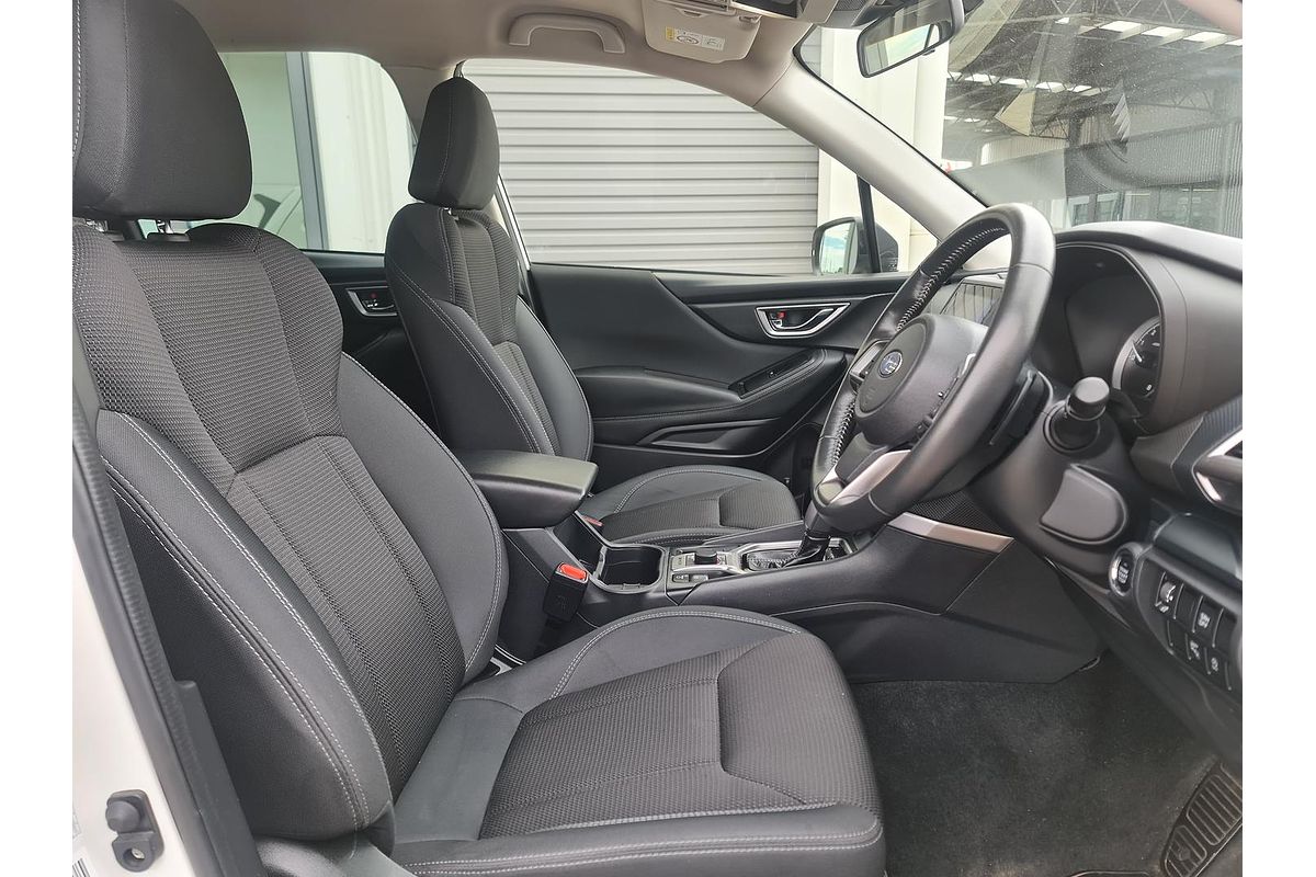 2023 Subaru Forester 2.5i S5