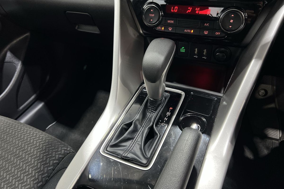 2024 Mitsubishi Eclipse Cross ES YB