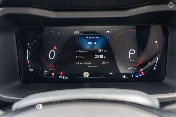 2025 Mahindra XUV3XO AX7L