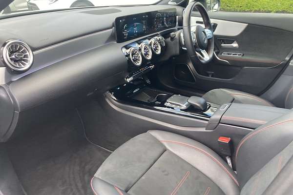 2021 Mercedes-Benz A-Class A250 W177