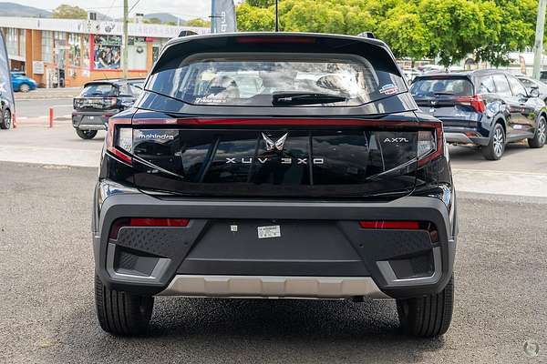 2025 Mahindra XUV3XO AX7L