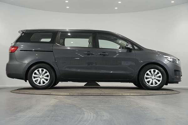 2017 Kia Carnival S YP